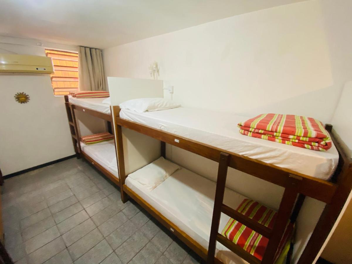Quatro Ilhas Beach Hostel Бомбиняс Екстериор снимка