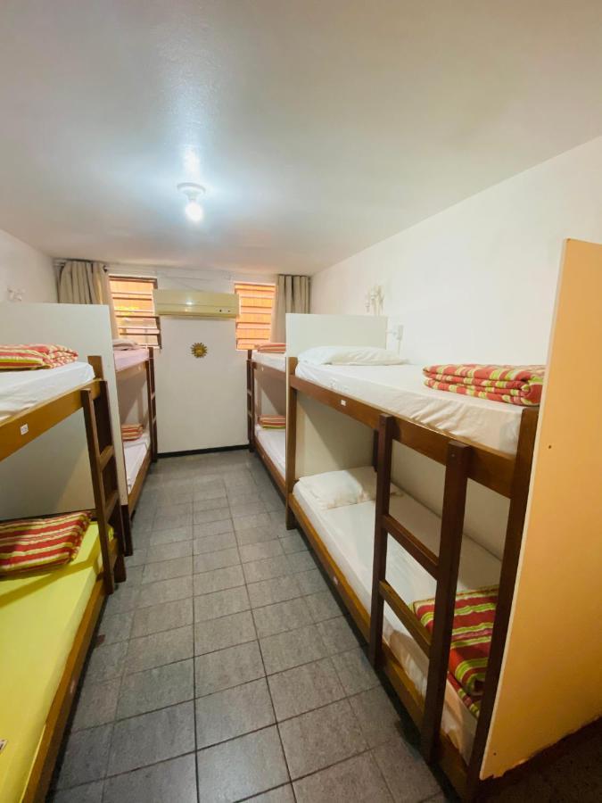 Quatro Ilhas Beach Hostel Бомбиняс Екстериор снимка