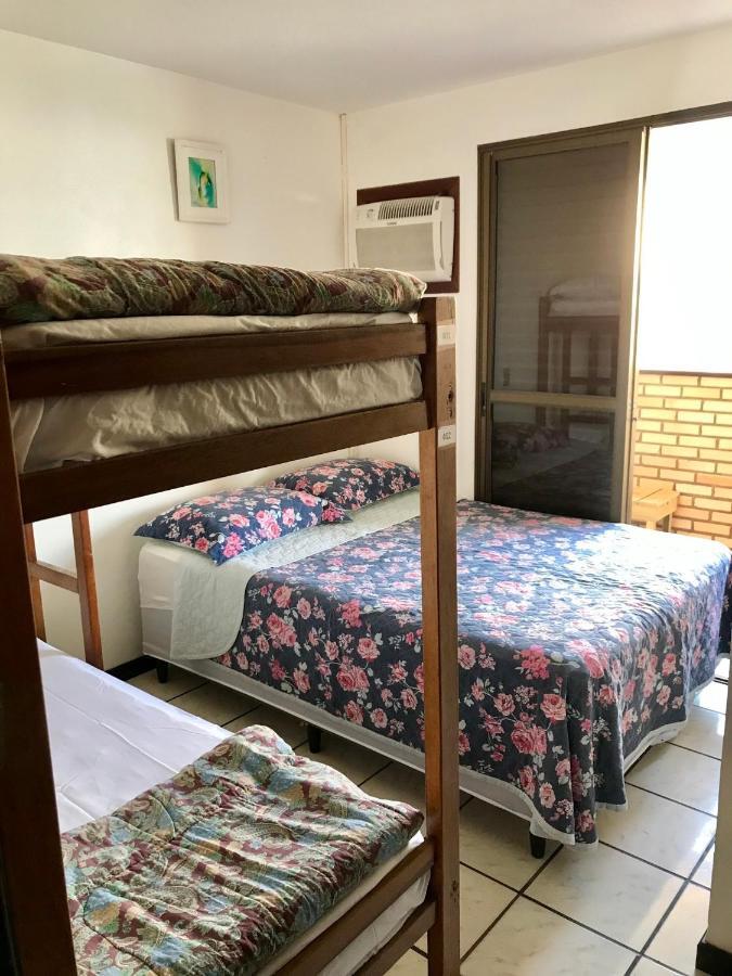 Quatro Ilhas Beach Hostel Бомбиняс Екстериор снимка